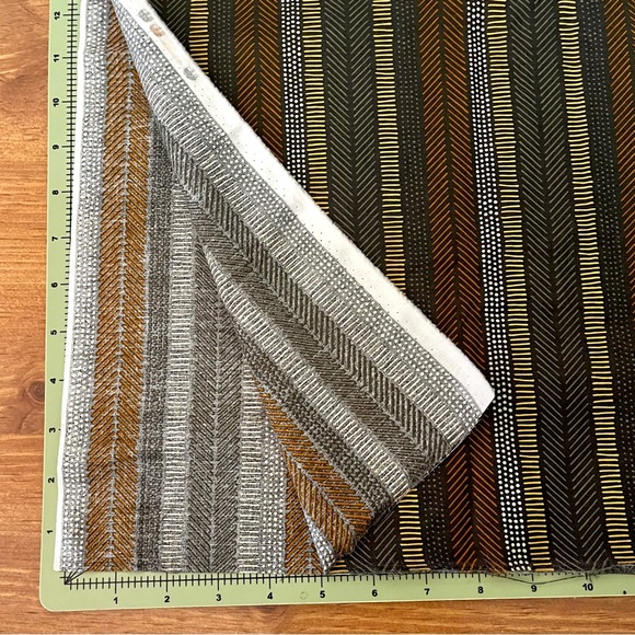 Fabric Bundle, 100% Premium Cotton, 2.8 yds total - Picture 7 of 9